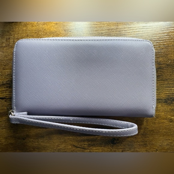 Steve Madden Light Purple Wristlet Clutch - Picture 2 of 3